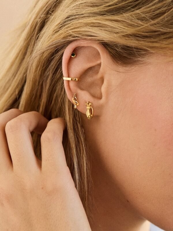18K Gold Sports Delicate Stud - Golf