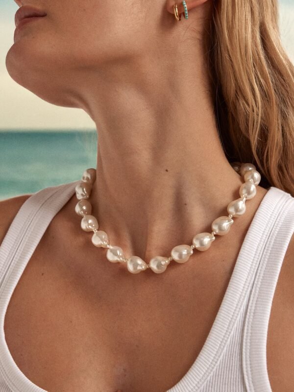 Teagan Pearl Necklace - White